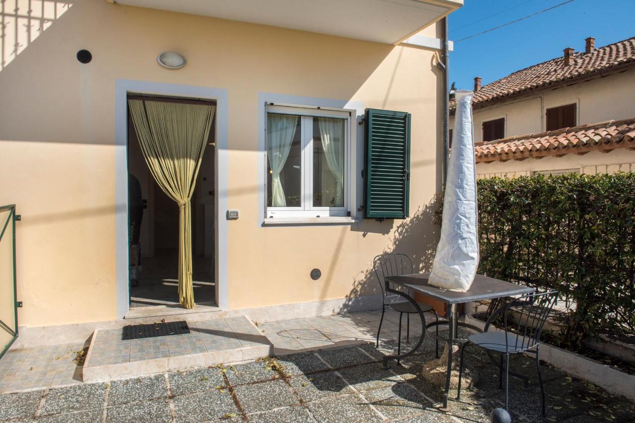 A08 - Poggio, Delizioso Bilocale Al Piano Terra Apartamento Poggio  Exterior foto